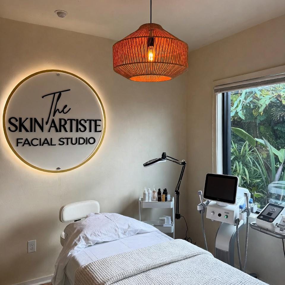 Custom Clear Acrylic Neon Business Sign – Personalized LED Sign – 3D LED Round Sign - Acrylic Neon Sign - Personalized Wall Decor Sign